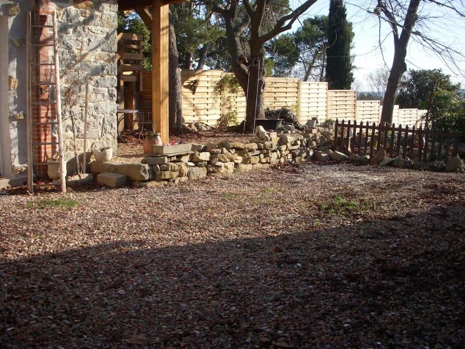 Un Havre De Paix Vila Aigues-Vives  Exterior foto